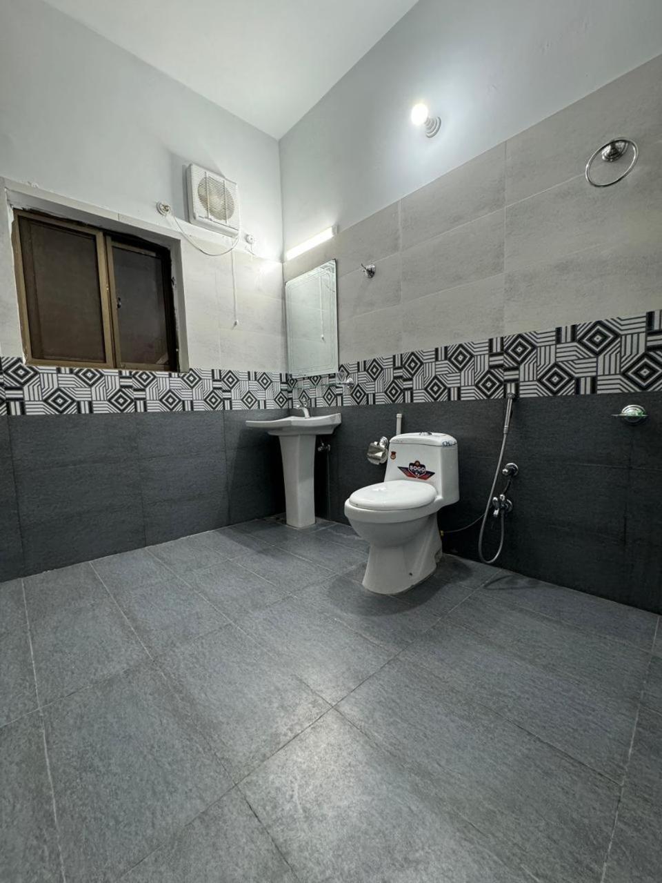 Park View Residency Hotel Исламабад Екстериор снимка