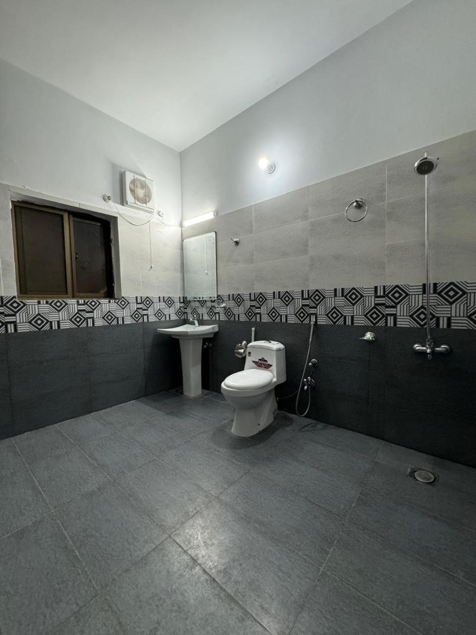 Park View Residency Hotel Исламабад Екстериор снимка